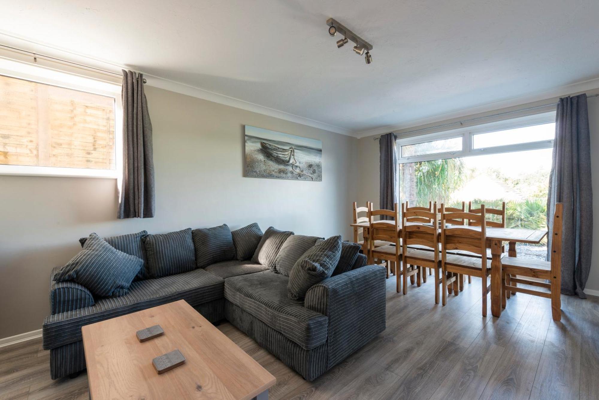 5 Bedroom Detached Beach House Poole Buitenkant foto