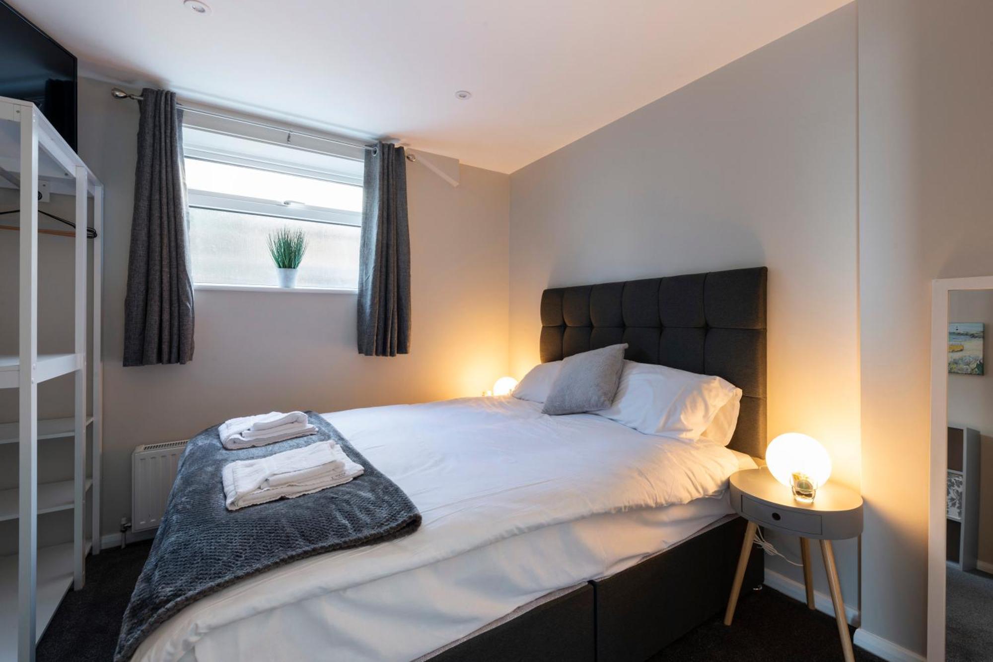 5 Bedroom Detached Beach House Poole Buitenkant foto